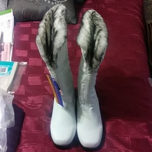 Chromatics by totes womens 9w fur boots